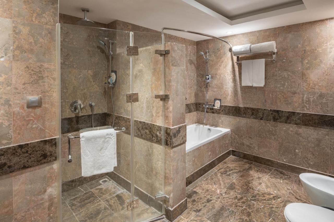 Millennium Makkah Al Naseem Mekka Kültér fotó Bathroom
